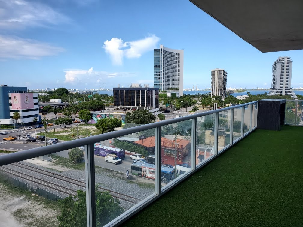 turf for balconies