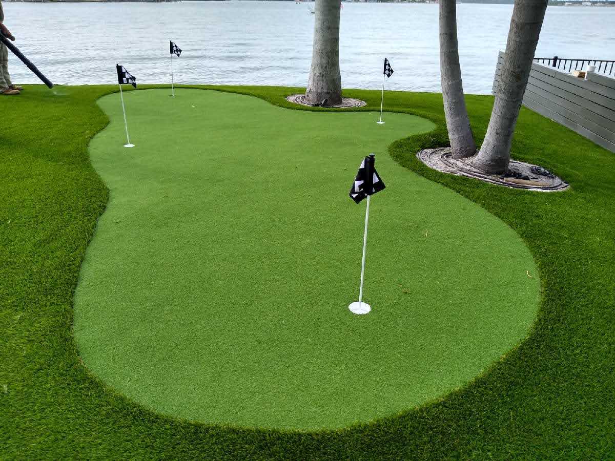 putting green installation company